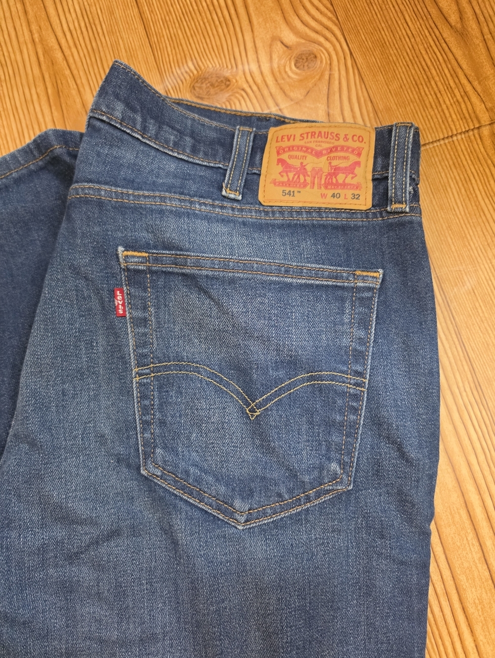 Mens Levis 541 Jeans W40 L32